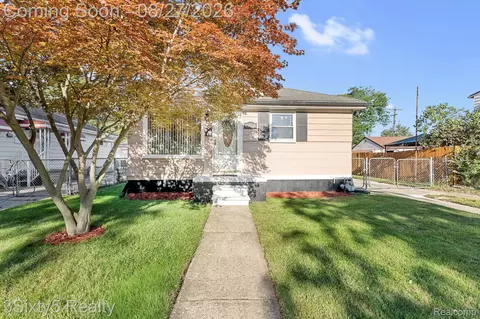 3518 12th St, Wyandotte, MI 48192