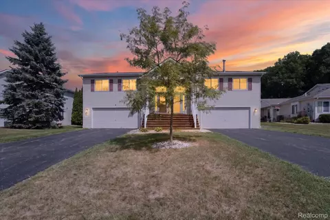 9515 Timber Ridge Dr, Mundy, MI 48439