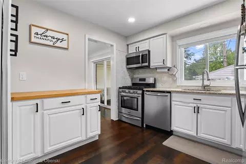 Kitchen - 18285 Outer Dr, Dearborn, MI 48128 photo 3 of 3