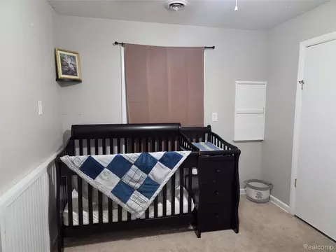 Bedroom - 829 Exchange St, Owosso, MI 48867 photo 5 of 5