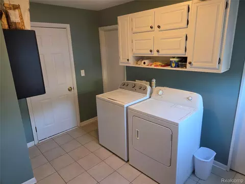 Other - 829 Exchange St, Owosso, MI 48867 photo 14 of 15