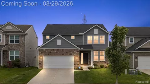 9426 White Tail Dr, Ypsilanti, MI 48197