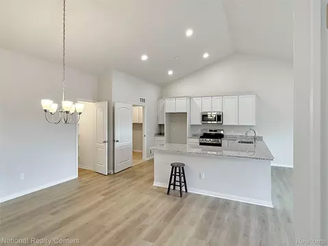 Other - 376 Devonshire Dr #29, Lapeer, MI 48446 photo 5 of 13