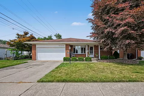 10928 Balfour Ave, Allen Park, MI 48101