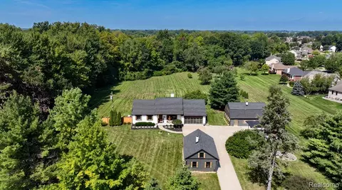 47037 Sugarbush Rd, Chesterfield, MI 48047