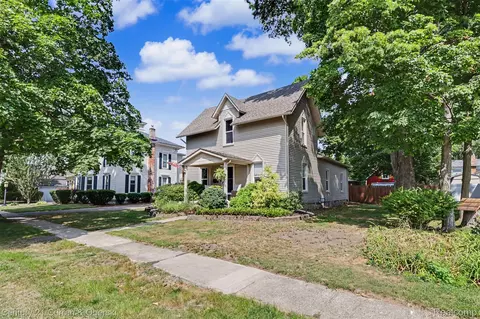323 E Liberty St, South Lyon, MI 48178