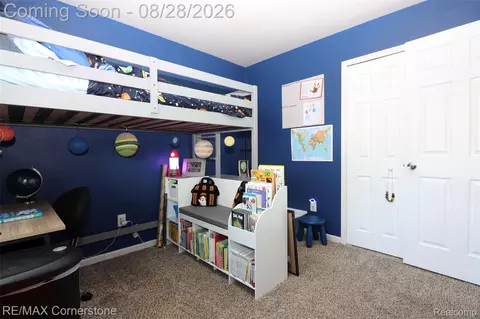 Bedroom - 34280 Harroun St, Wayne, MI 48184 photo 4 of 5