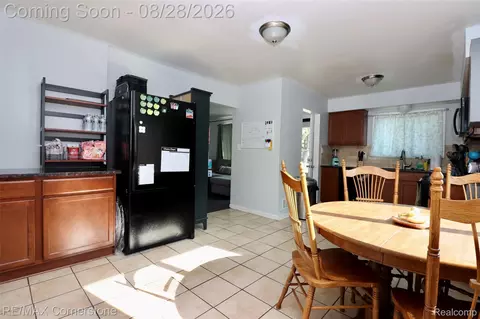 Kitchen - 34280 Harroun St, Wayne, MI 48184 photo 3 of 3