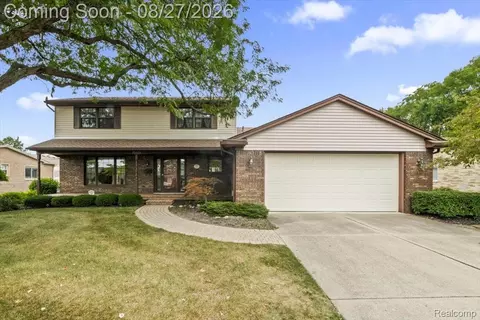 26820 Cecile St, Dearborn Heights, MI 48127