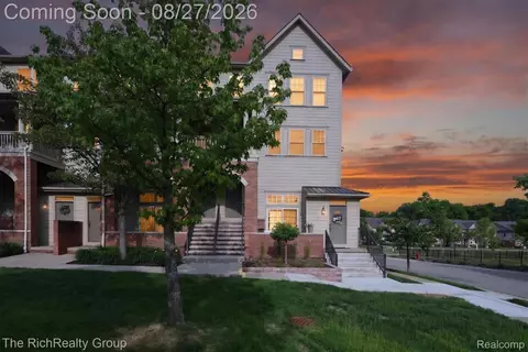 209 Amys Walk, Auburn Hills, MI 48326