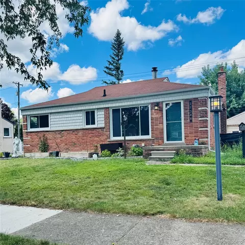 31308 Hathaway St, Livonia, MI 48150
