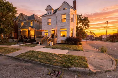 402 Horton St, Detroit, MI 48202