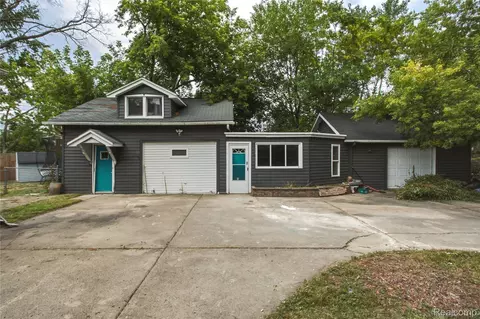 1791 E Saratoga St, Ferndale, MI 48220