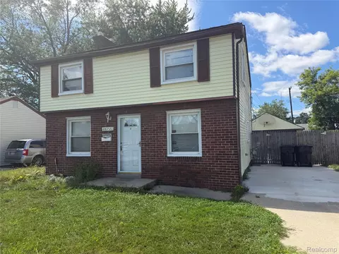26721 Lehner St, Roseville, MI 48066