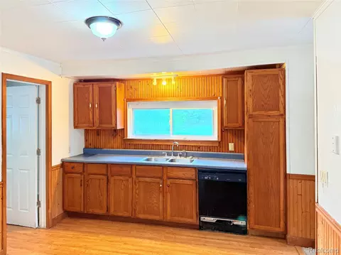 Kitchen - 12189 Davison Rd, Davison, MI 48423 photo 1 of 3
