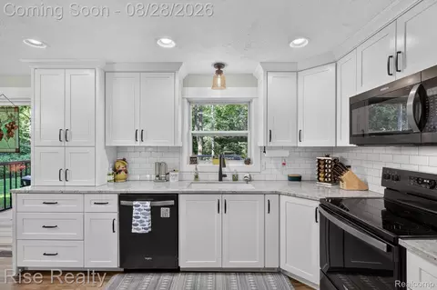 Kitchen - 28817 Cedarama Dr, Porter, MI 49067 photo 2 of 3