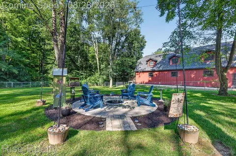 Exterior - 28817 Cedarama Dr, Porter, MI 49067 photo 5 of 8