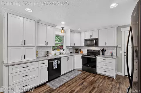 Kitchen - 28817 Cedarama Dr, Porter, MI 49067 photo 1 of 3