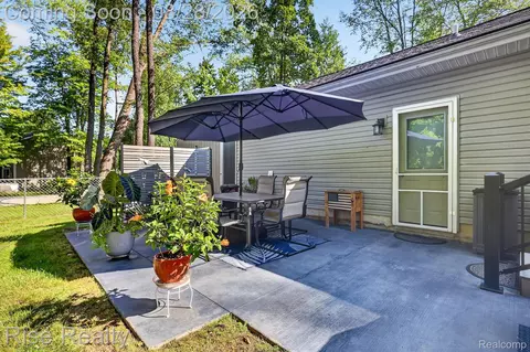 Exterior - 28817 Cedarama Dr, Porter, MI 49067 photo 4 of 8