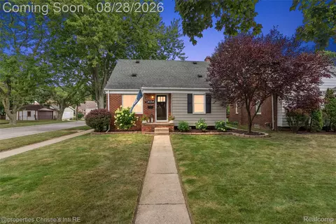 3034 Ferris Ave, Royal Oak, MI 48073