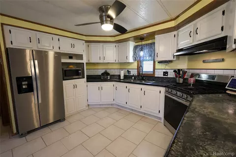 Kitchen - 178 Maple Run Ln, Mason, MI 48854 photo 1 of 1