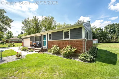 Exterior - 1810 Gray Rd, Genoa, MI 48843 photo 2 of 16