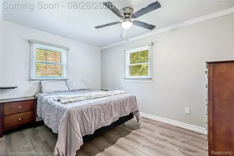 Bedroom - 1810 Gray Rd, Genoa, MI 48843 photo 1 of 3