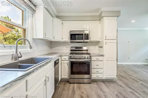 Kitchen - 1810 Gray Rd, Genoa, MI 48843 photo 2 of 2