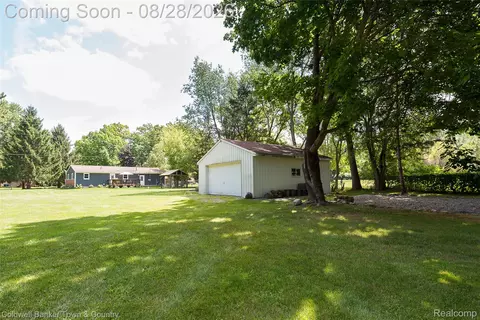 Exterior - 1810 Gray Rd, Genoa, MI 48843 photo 5 of 16
