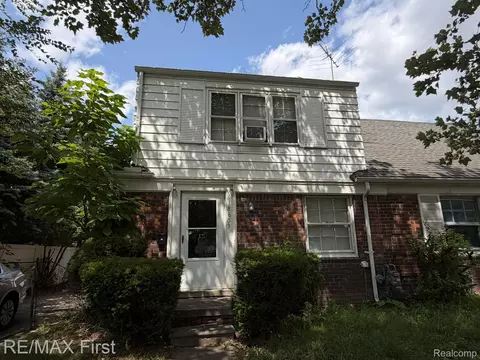 18603 Moross Rd, Detroit, MI 48224