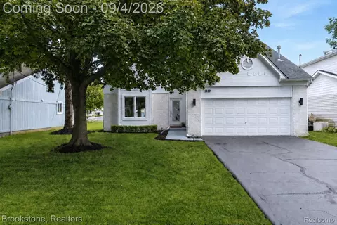 1839 Rustic, Keego Harbor, MI 48320