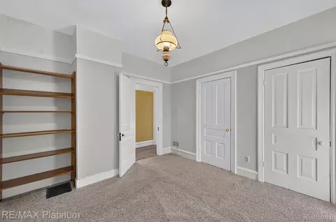 Bedroom - 8045 Chilson Rd, Pinckney, MI 48169 photo 3 of 8