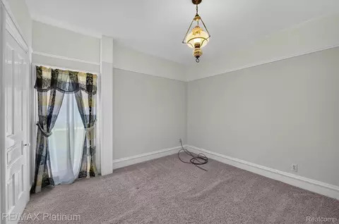 Bedroom - 8045 Chilson Rd, Pinckney, MI 48169 photo 6 of 8
