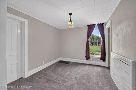 Bedroom - 8045 Chilson Rd, Pinckney, MI 48169 photo 5 of 8