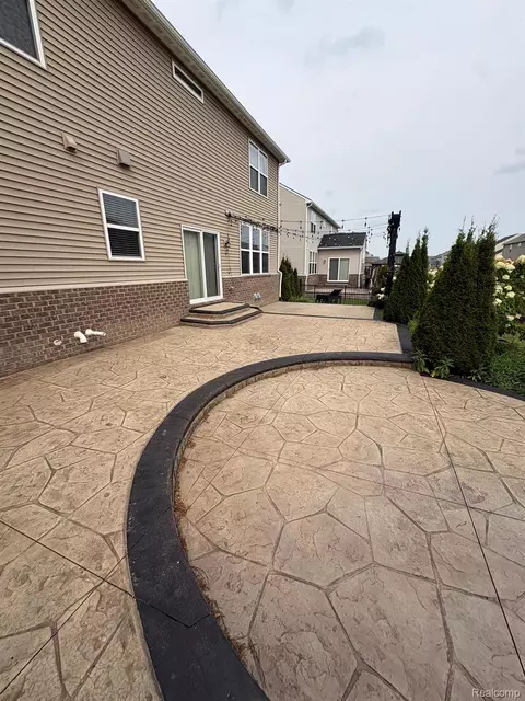 Exterior - 16308 Adelaide Dr, Macomb, MI 48044 photo 5 of 7