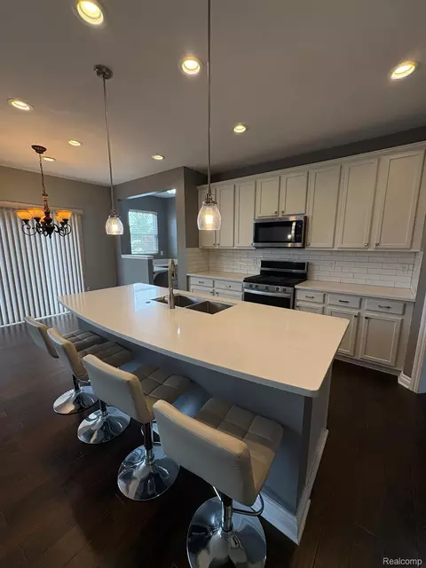Kitchen - 16308 Adelaide Dr, Macomb, MI 48044 photo 1 of 8