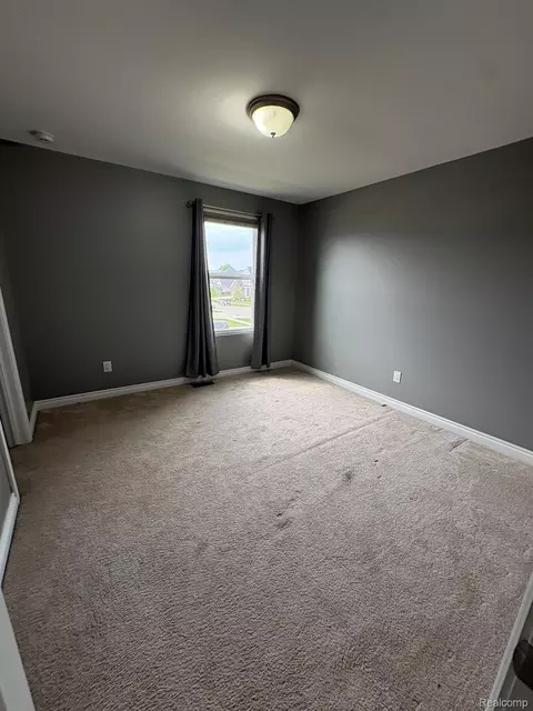 Bedroom - 16308 Adelaide Dr, Macomb, MI 48044 photo 5 of 5