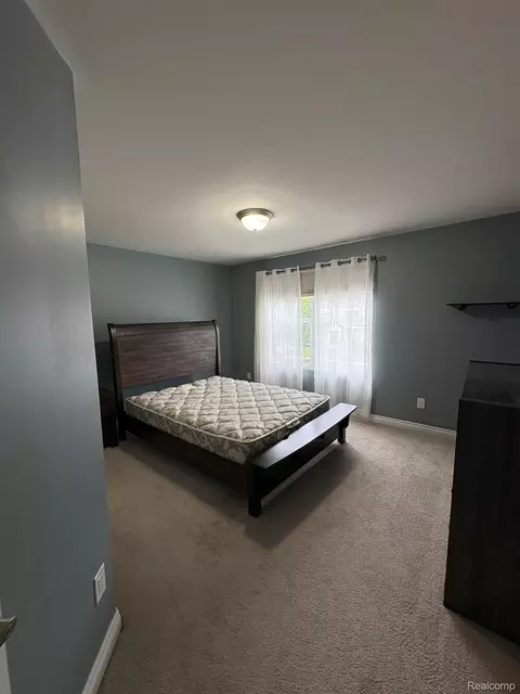 Bedroom - 16308 Adelaide Dr, Macomb, MI 48044 photo 2 of 5