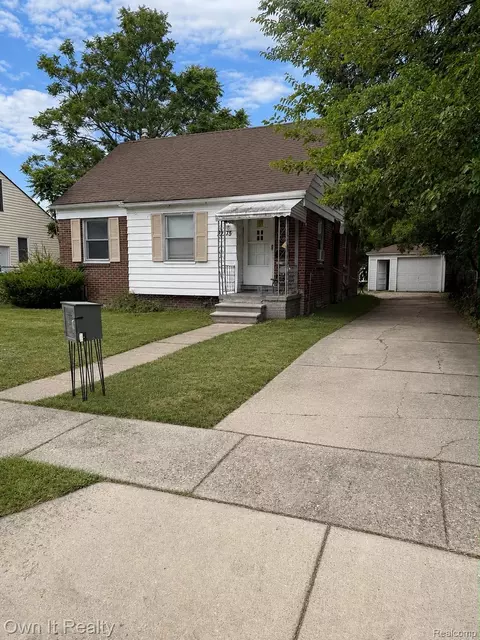 22175 Boulder Ave, Eastpointe, MI 48021 photo 2