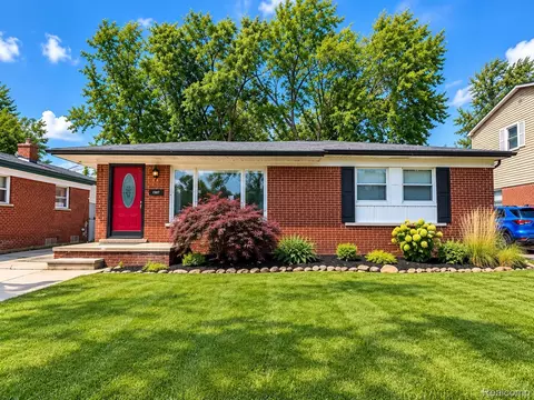 1507 E Windemere Ave, Royal Oak, MI 48073