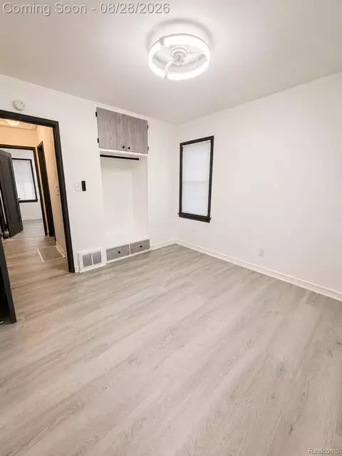 Bedroom - 948 Hubbard Ave, Flint, MI 48503 photo 2 of 3