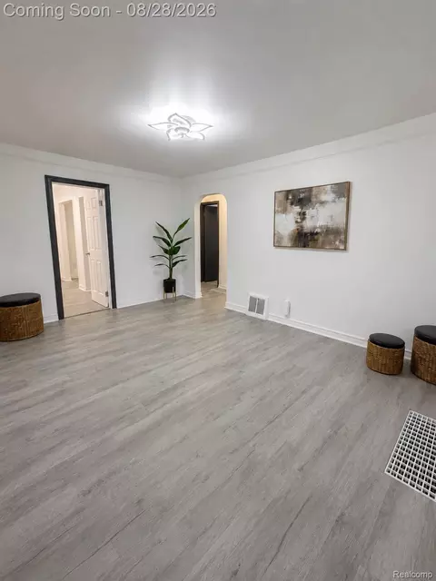 Other - 948 Hubbard Ave, Flint, MI 48503 photo 4 of 7
