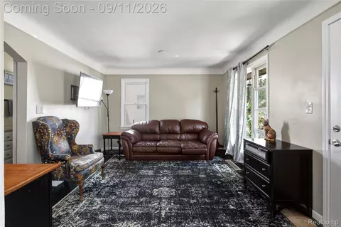 Living - 5108 Mildred St, Wayne, MI 48184 photo 1 of 1