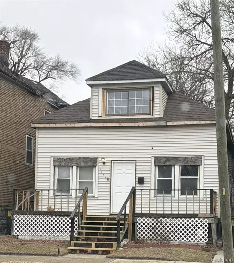 9453 Edgewood St, Detroit, MI 48213