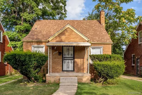 18320 Ashton Ave, Detroit, MI 48219