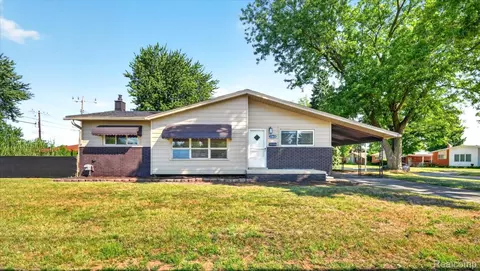 33618 Warren Rd, Westland, MI 48185