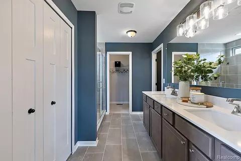 Entry Way - 24840 Static Dr, Macomb, MI 48042 photo 3 of 7
