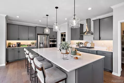 Kitchen - 24840 Static Dr, Macomb, MI 48042 photo 4 of 6