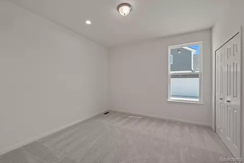 Bedroom - 24818 Static Dr, Macomb, MI 48042 photo 4 of 5