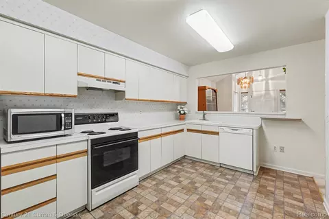 Kitchen - 1 Cornell Ct, Dearborn, MI 48124 photo 1 of 3